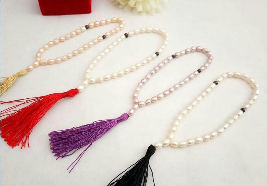 Dengan Membeli Tasbih Mutiara Cantik Ini Berarti Peduli Kepada Anak Yatim Piatu