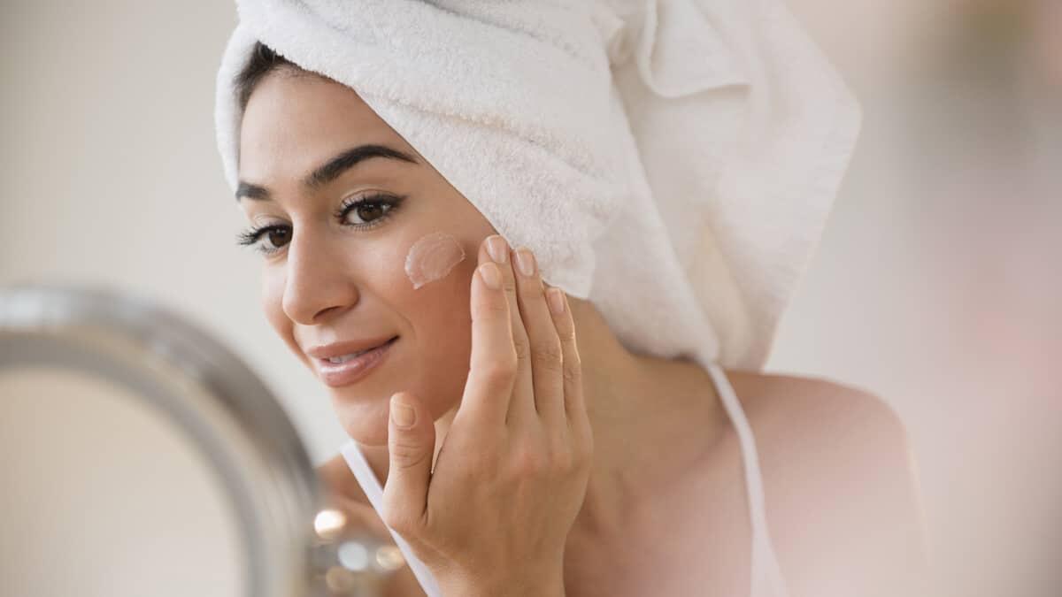 Skincare 101: Ketahui Ini Sebelum Memakai Retinol