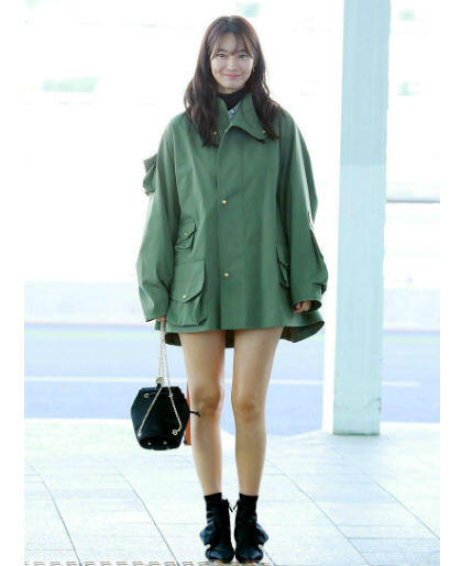 Intip Gaya Effortless A La Shin Min Ah, Tetap Keren!