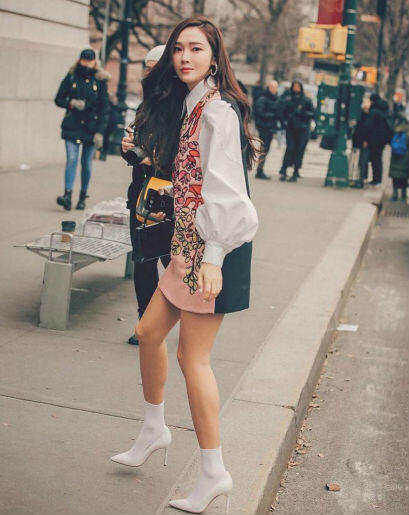 11 Ide Mix And Match Dengan Atasan Putih Ala Jessica Jung