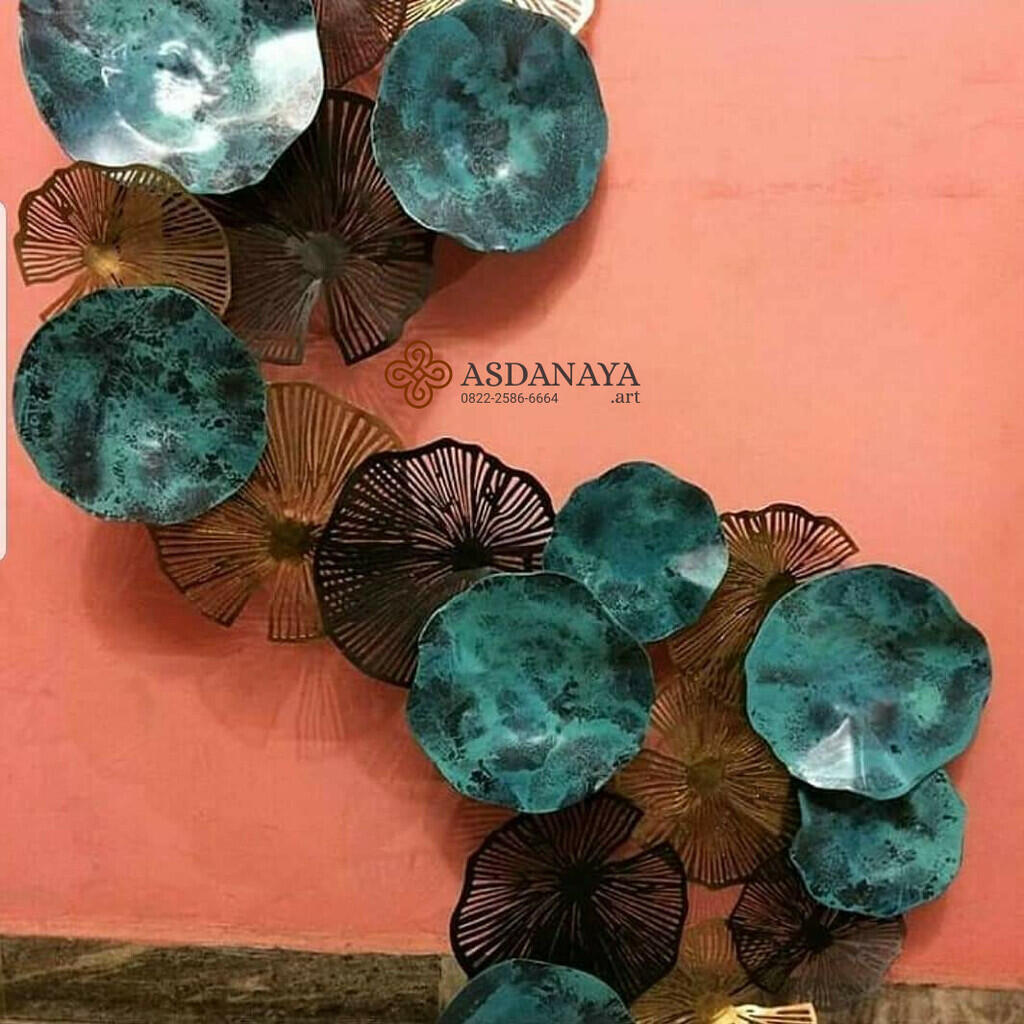 Wall Decor Tembaga dan Kuningan