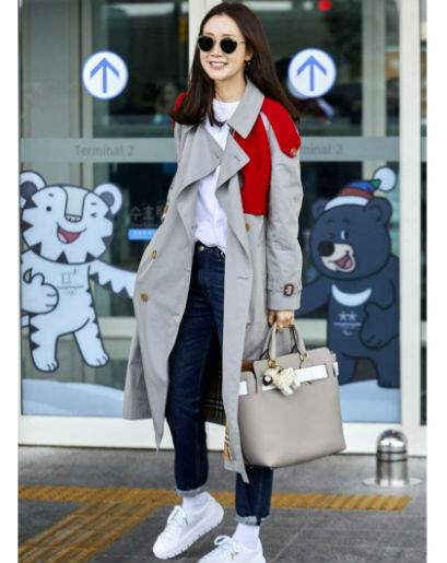 Pakai Bikini Hingga Kemeja, Begini Gaya Kasual Son Ye Jin