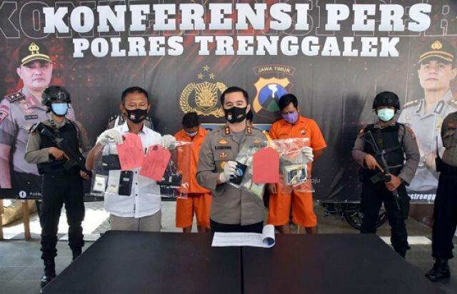Kapolres Trenggalek : 3 Orang Kami Amankan Terkait Perdaran 265 Butir Pil Koplo