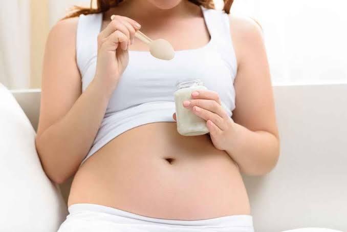 Ibu hamil boleh gak sih mengonsumsi yogurt?