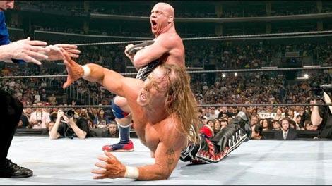 Bukan Cuma Berbadan Besar, Pendapatan Siapakah Paling BESAR Di WWE Tahun Ini?