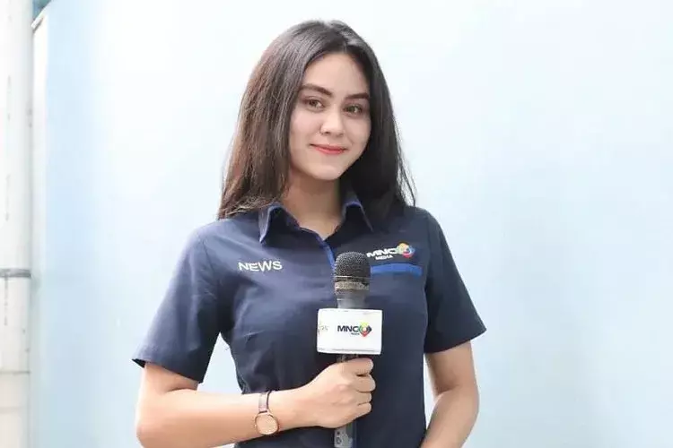 Deretan Foto Cantik Dwinda Ratna, Istri Mas Pur Tukang Ojek Pengkolan