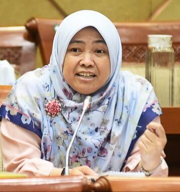 Dokter Reisa Dapat Sentilan dari Legislator PKS, Abu Janda: Iri ya Ukhti?