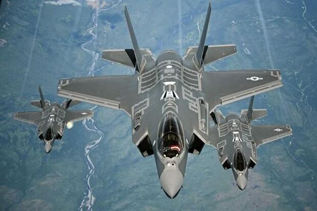 Ini Perempuan Pertama Terbangkan Jet Siluman F-35 AS Dalam Pertempuran