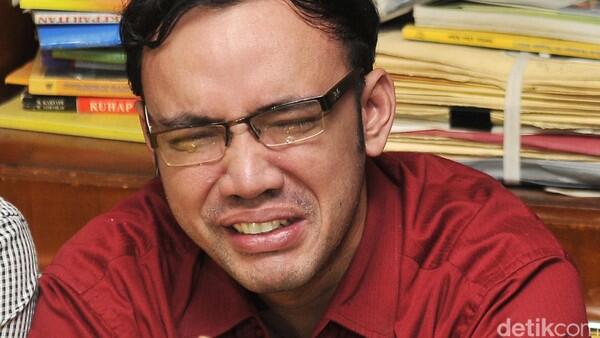 Sandy Tumiwa Masih Dipenjara, Ibunda Meninggal Dunia