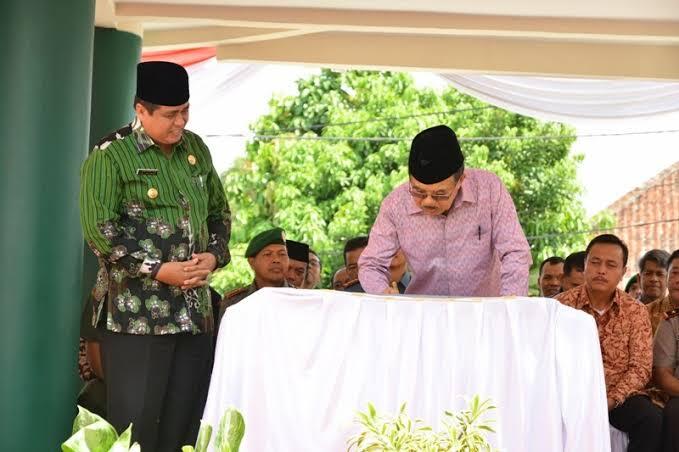 Gentala Arasy, Bak Mahkota Yang Menghiasi Kota Jambi