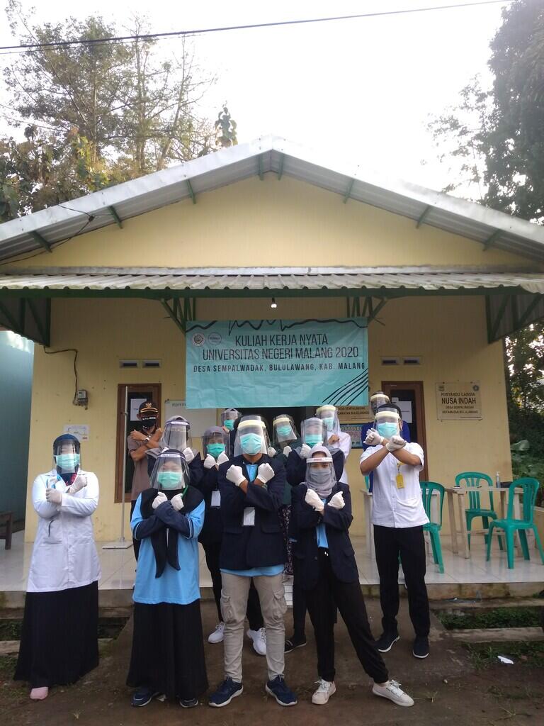 KKN UM Desa Sempalwadak Gelar Proker Cek Kesehatan dan Edukasi Pengolahan Tebu.