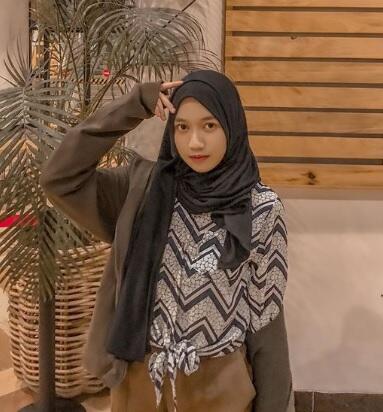 Gadis Berau Ngerjain Skripsi Sambil Kena Positif Covid-19. Inspiratif Plus Cantik