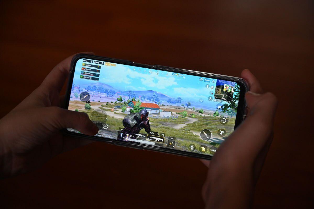 Review OPPO A52