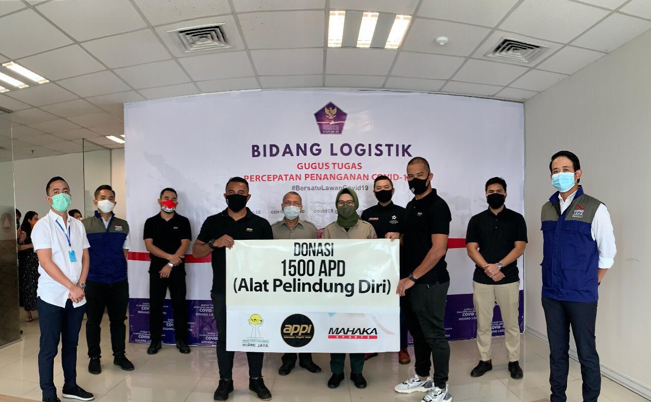 Lawan Virus Corona, APPI Serahkan 1.500 APD ke BNPB