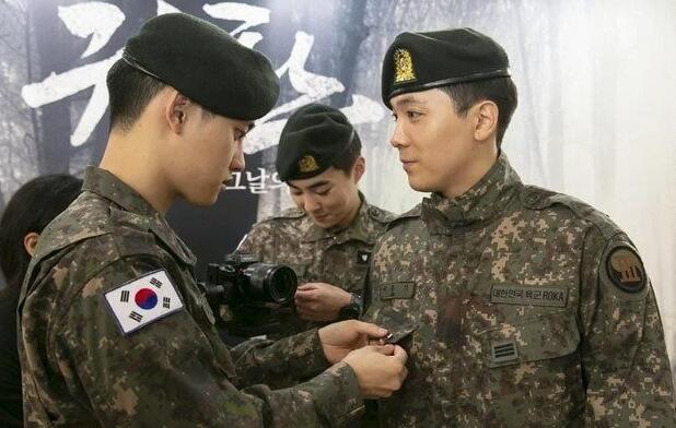 Jadi Akrab Banget di Militer, Lee Hongki 'FTISLAND' Bilang D.O 'EXO' Udah Kayak Pacar