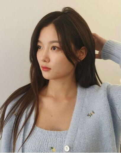 Akan Beradu Akting Dengan Ji Chang Wook, Intip 7 Pesona Kim Yoo Jung