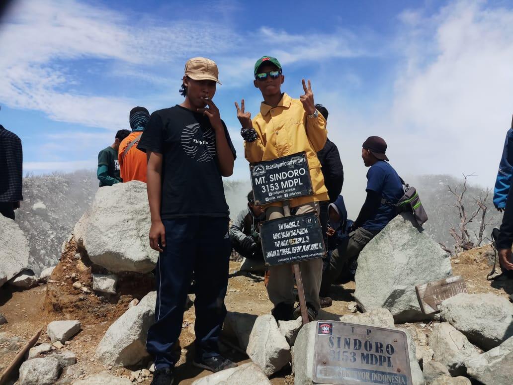 BUDGET SEDIKIT.TAPI TEKAD BANGKIT DI GUNUNG SINDORO