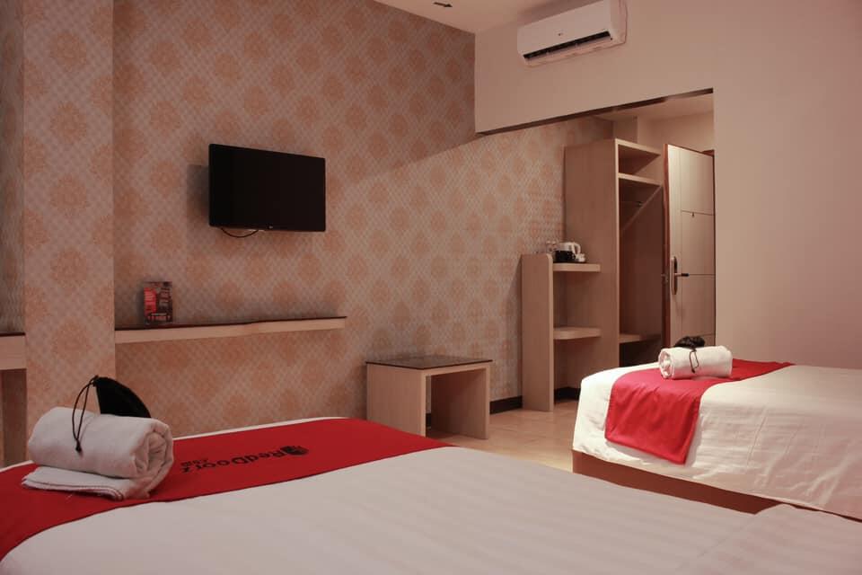 5 Penginapan RedDoorz Terbaik untuk Staycation di Bandung