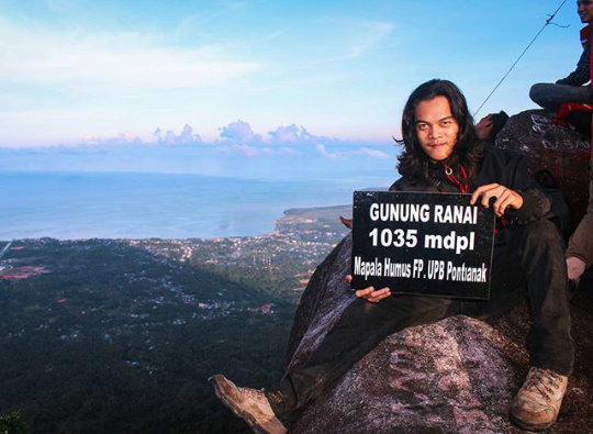 &#91;COC Reg. Kepualuan Riau&#93; Atap Tertinggi Di Pulau Natuna Itu Bernama Gunung Ranai