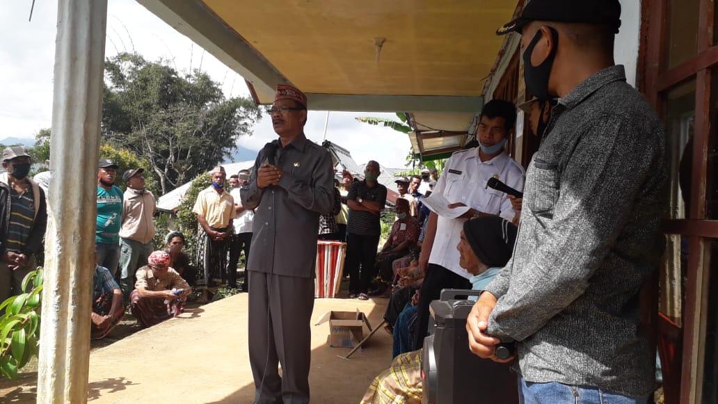 Wakil Bupati Manggarai. "Jangan Gunakan Uang BLT Untuk Maen Kupon Putih"