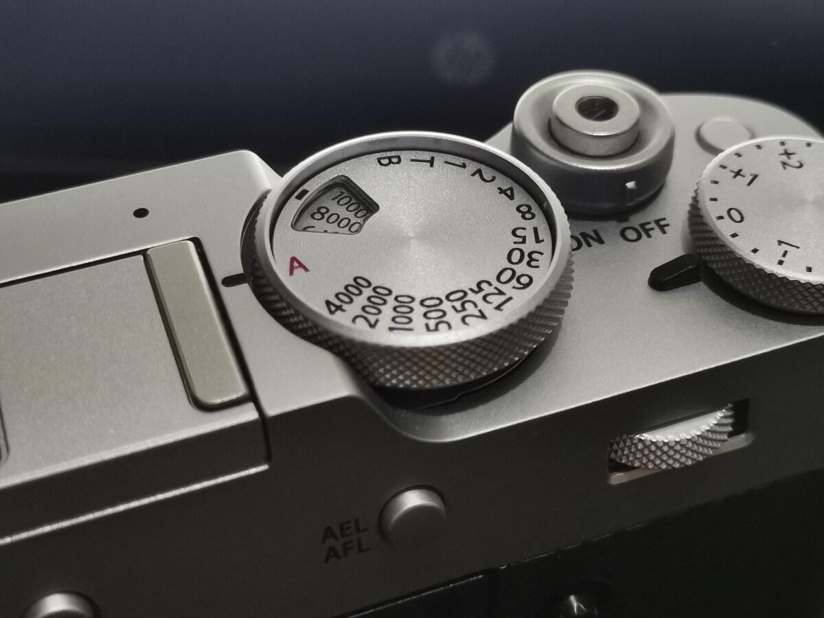Review Fujifilm X100V