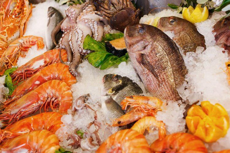 &#91;COC Reg. Batam&#93; Cara Unik Menikmati Kuliner di Kelong, Agan Mau Nyobain?