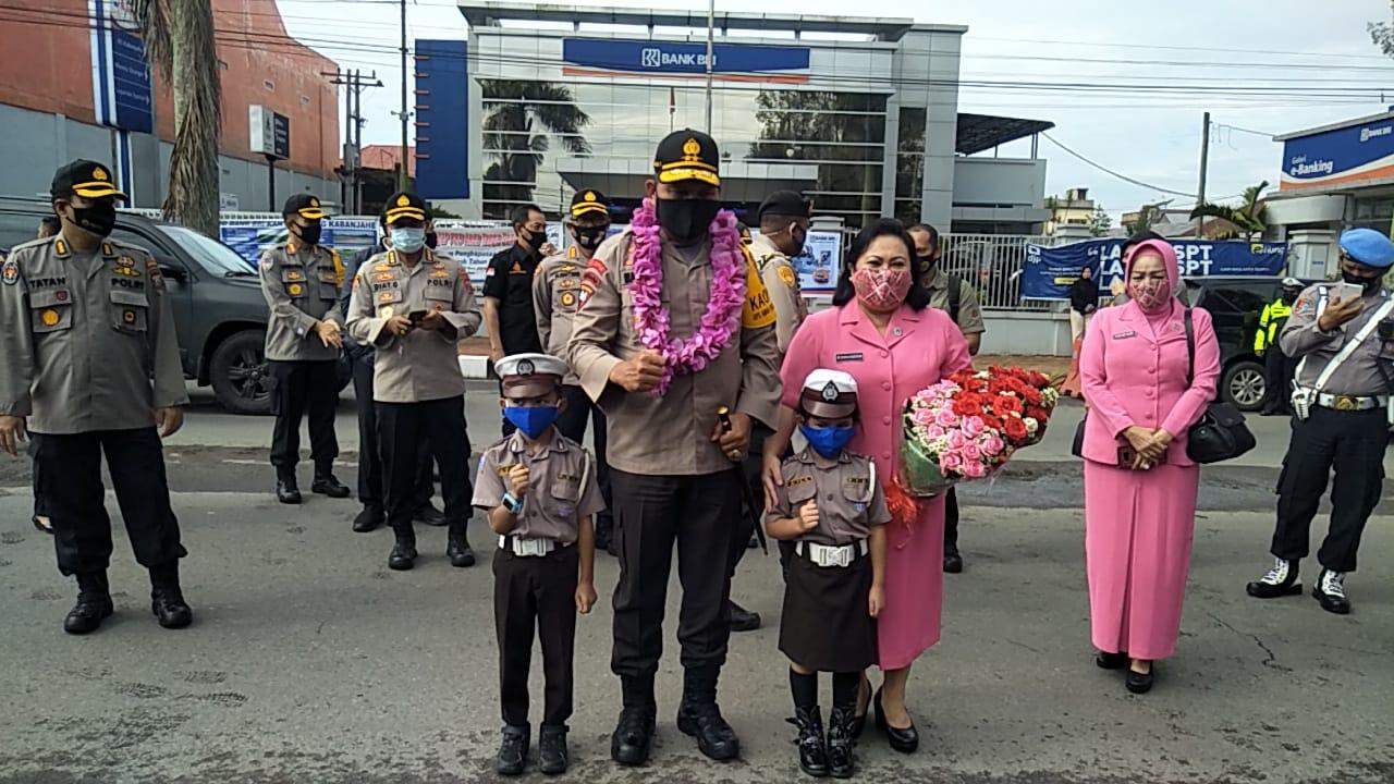 Kapolda Sumut Bersama Ketua Bhayangkara Kunjungi Kampung Tangguh