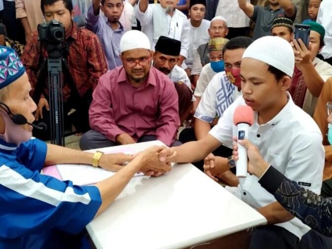 Tanpa Paksaan, Pemuda Tionghoa Masuk Islam di Aceh