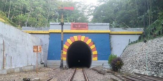 Terowongan Kereta Api Tertua Dan Cerita Mistisnya,Lampegan