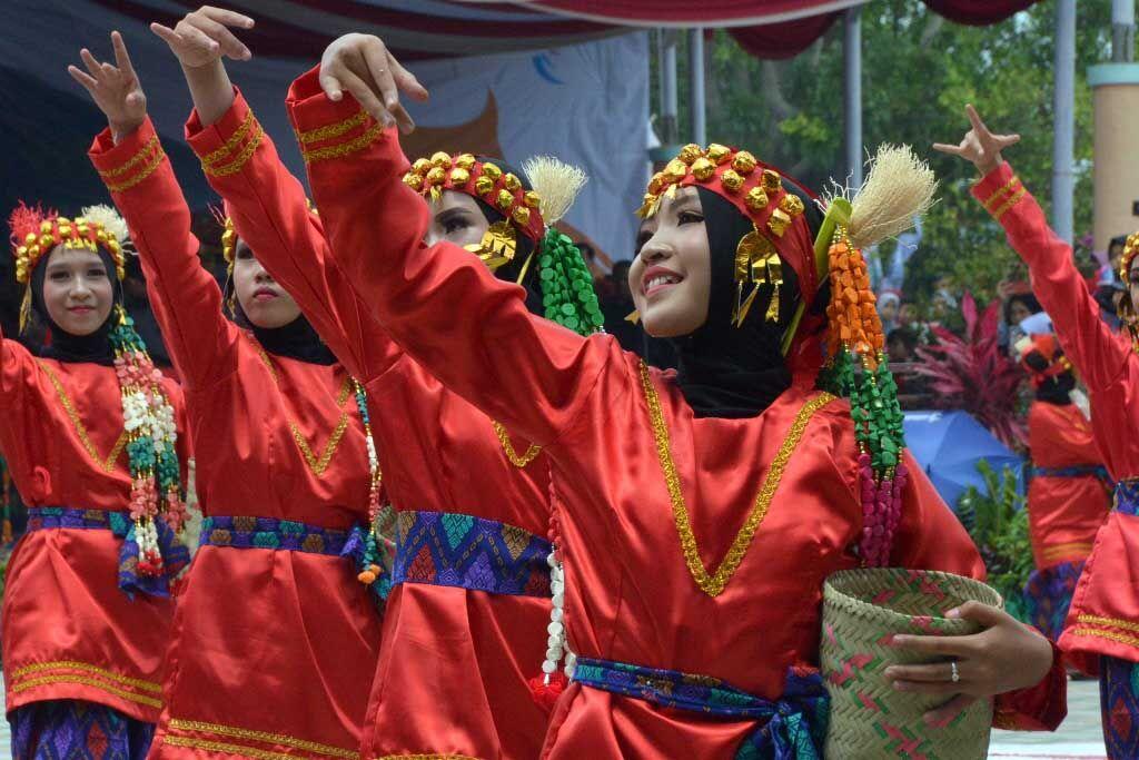 Unik Dan Menarik Tradisi Gotong Royong Masyarakat Jambi Kaskus