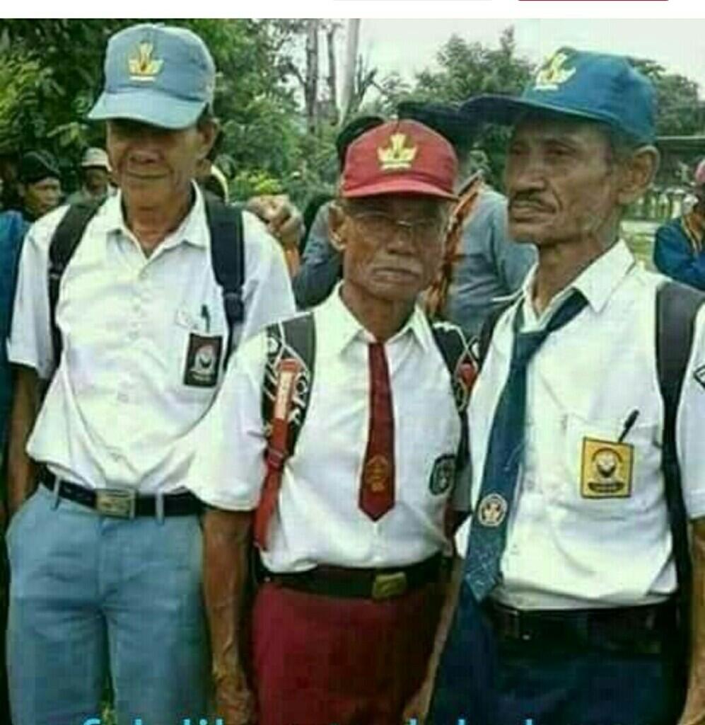 Orang Tua Siswa Desak Anies Hapus Aturan Usia PPDB Jakarta