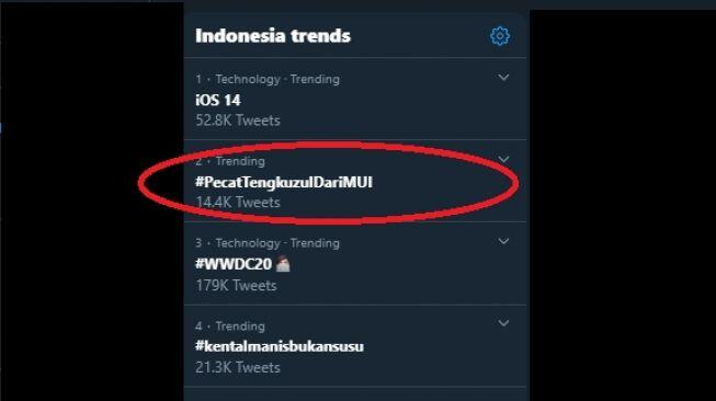 Tagar #PecatTengkuzulDariMUI Mendadak Ramai, Ada Apa?