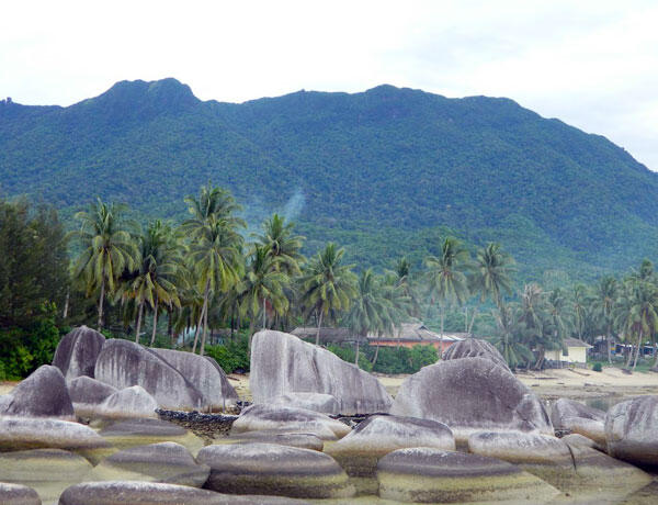 &#91;COC Reg. Kepulauan Riau&#93; Batu Sindu, Pesona Pantai Megalitikum Eksotis Di Natuna