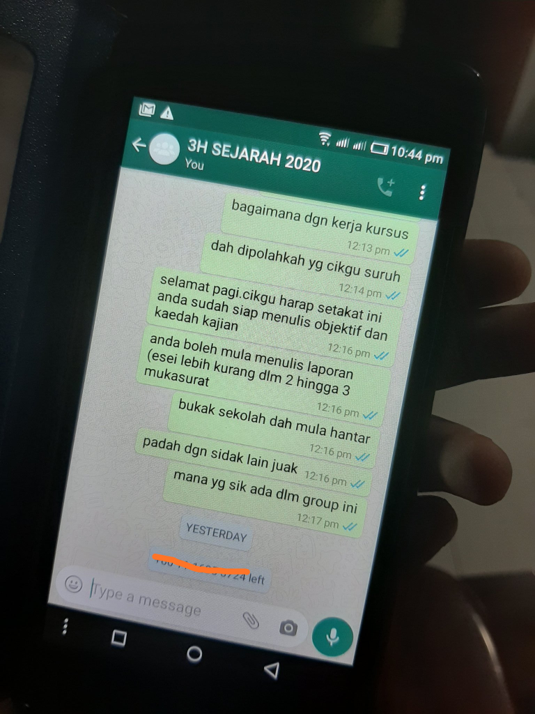 Guru Ini Pakai Group WA Untuk Mengajar, Ehh... Muridnya Left Semua 