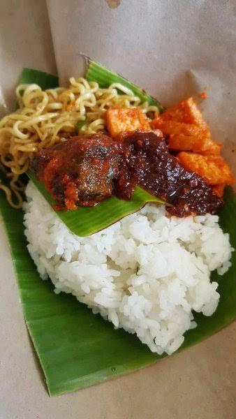 Perbedaan Warung Nasi Padang Dan Warteg... Kearifan Lokal Yang Mendunia