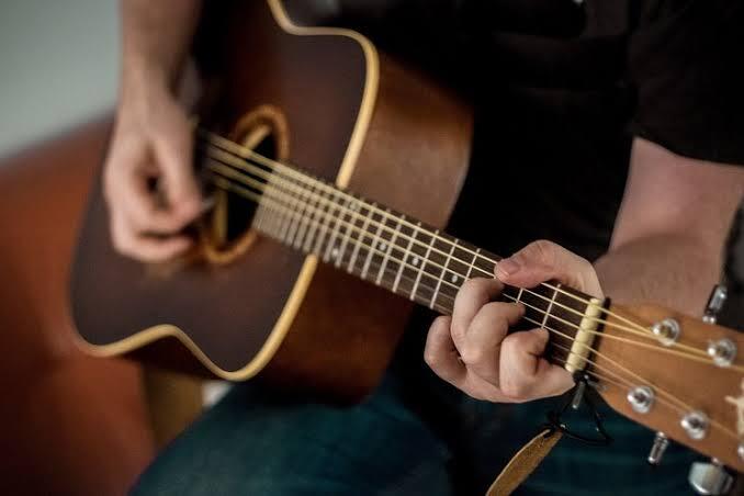 Auto Jago Main Gitar Dengan Kunci Ini