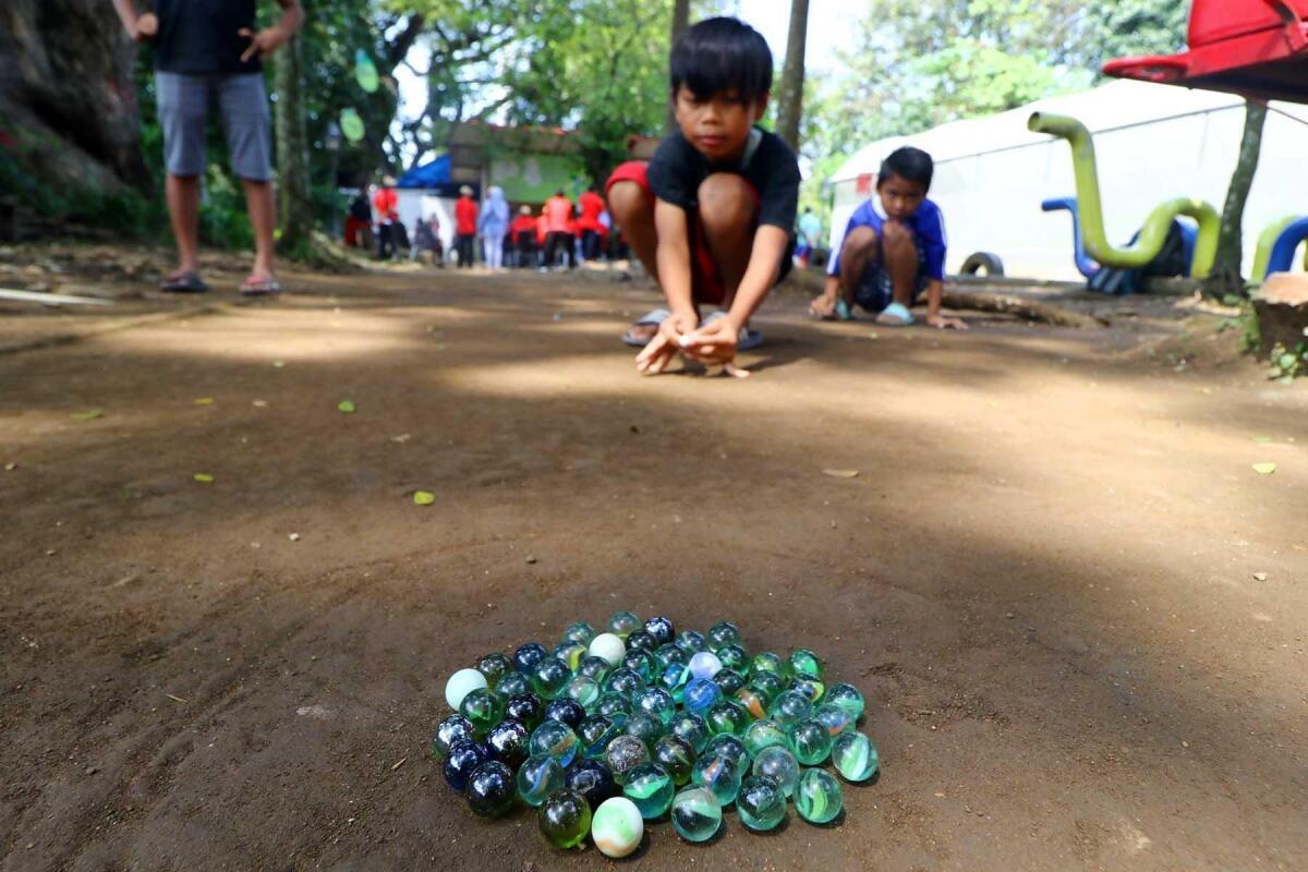 4 Mainan Anak-Anak yang Mulai Berada di Ambang Kepunahan