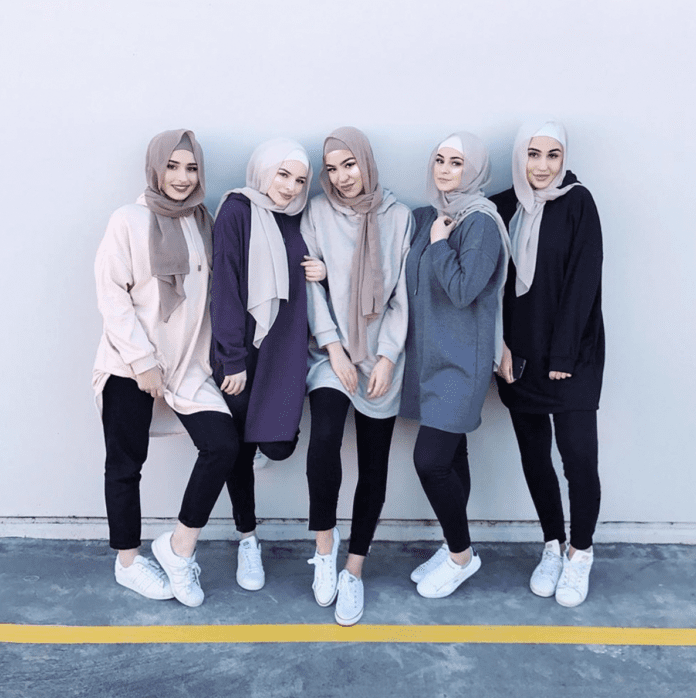 Fashion Remaja Kekinian, Yang Wajib Kamu Miliki!