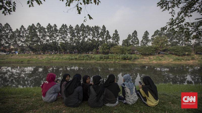 FOTO: Tumpah Ruah Warga di Car Free Day