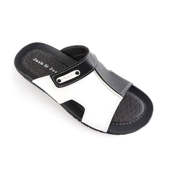 Sandal kulit yang paling recommended berdasarkan Young Sandals. Apa aja sih?