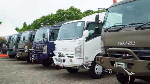 Tangguhnya Truk Milik TNI Buatan Isuzu