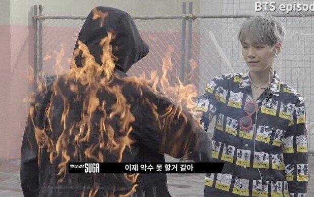 Netizen Terpukau dengan Pembuatan Set MV ‘Stay Gold’ Milik BTS!