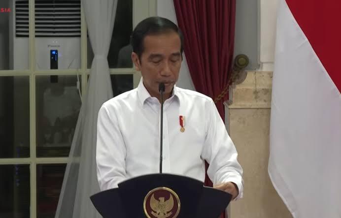 Presiden Jokowi Ancam Akan Reshuffle