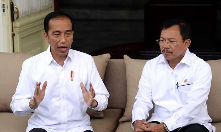 Presiden Jokowi Ancam Akan Reshuffle