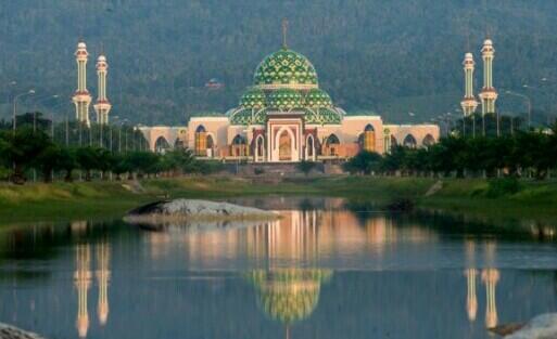 &#91;Coc. Reg. Kepulauan Riau&#93; Wisata Religi Masjid Pink, Biru, Serta Tajmahal Indonesia