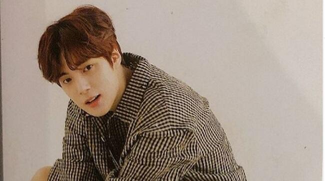 Lagi Demen Kunjungi Pameran, Minhyuk 'MONSTA X' Tak Punya Mimpi Besar