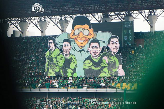 Aku Kangen Nribun Bareng Persebaya Rek !