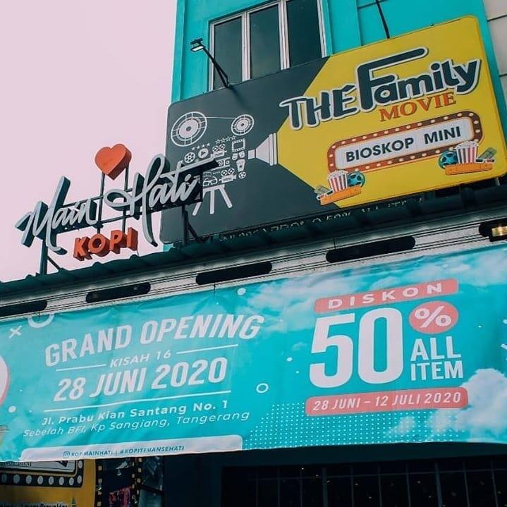 kopi main hati - bioskop mini di tangerang