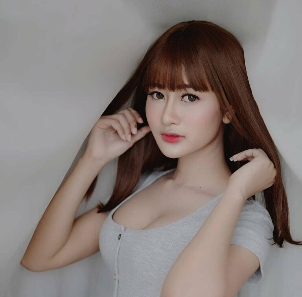 KameAam: Gamers Cantik nan Sexy Asal Jawa Tengah