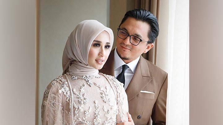 Secara Diam-diam Inilah 6 Artis yang Telah Bercerai, Terbaru Ada Laudya Cynthia Bella